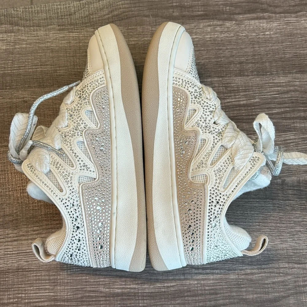 Steve Madden Roaring White Rhinestones Platform‎ Sneakers Shoes 7.5M